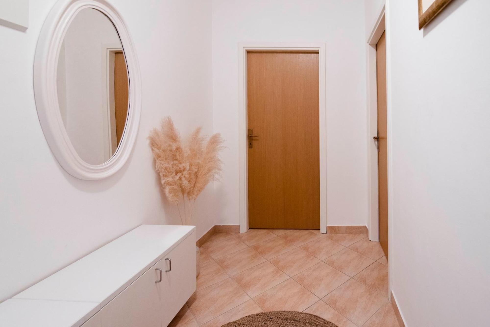 Apartman Karla Синь Экстерьер фото